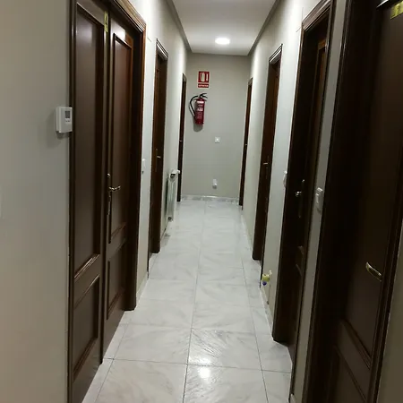 Cerecedo 3* לאון
