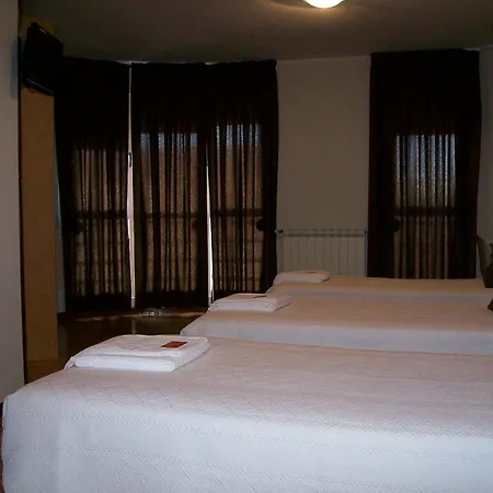 Guest house Cerecedo 2*